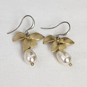 Gold Tone Orchid Flower Genuine Pearl Dangle Earrings Feminine Wedding Jewelry